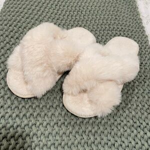 Fuzzy white bridal house slippers